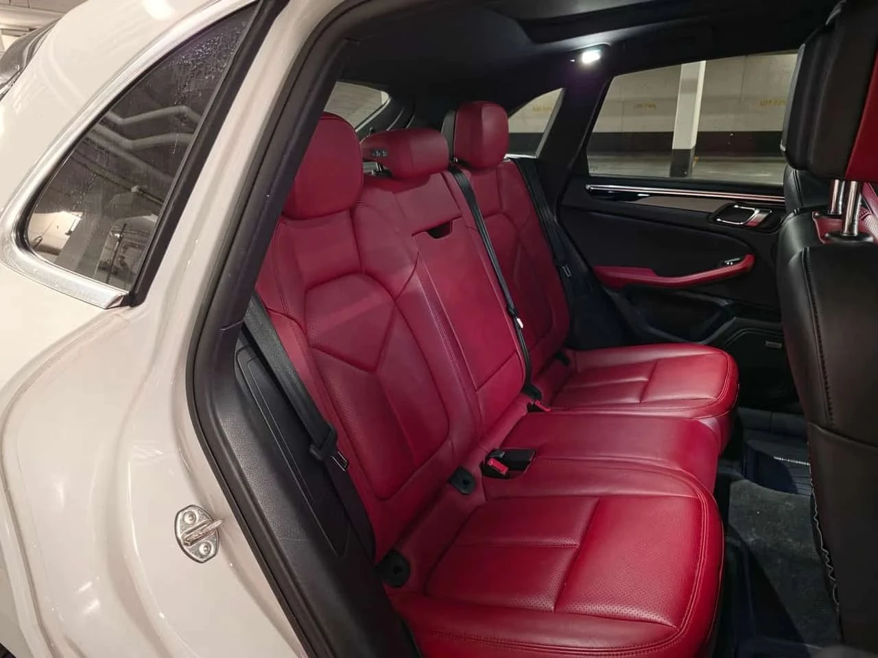 Porsche Macan, снимка 12 - Автомобили и джипове - 56697251