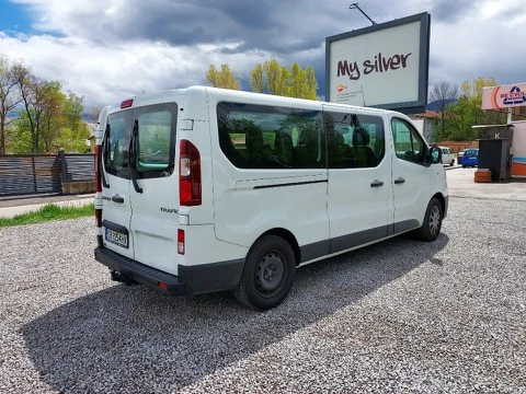 Renault Trafic 8+ 1, снимка 4 - Бусове и автобуси - 56250255
