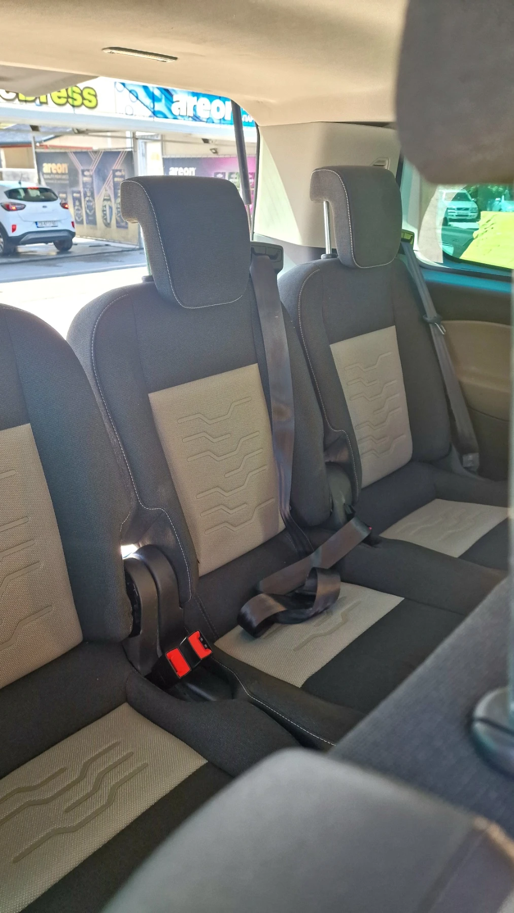Ford Tourneo Custom, снимка 13 - Бусове и автобуси - 55327478