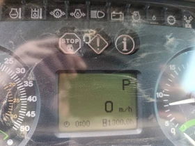 Трактор John Deere 6920S, снимка 13