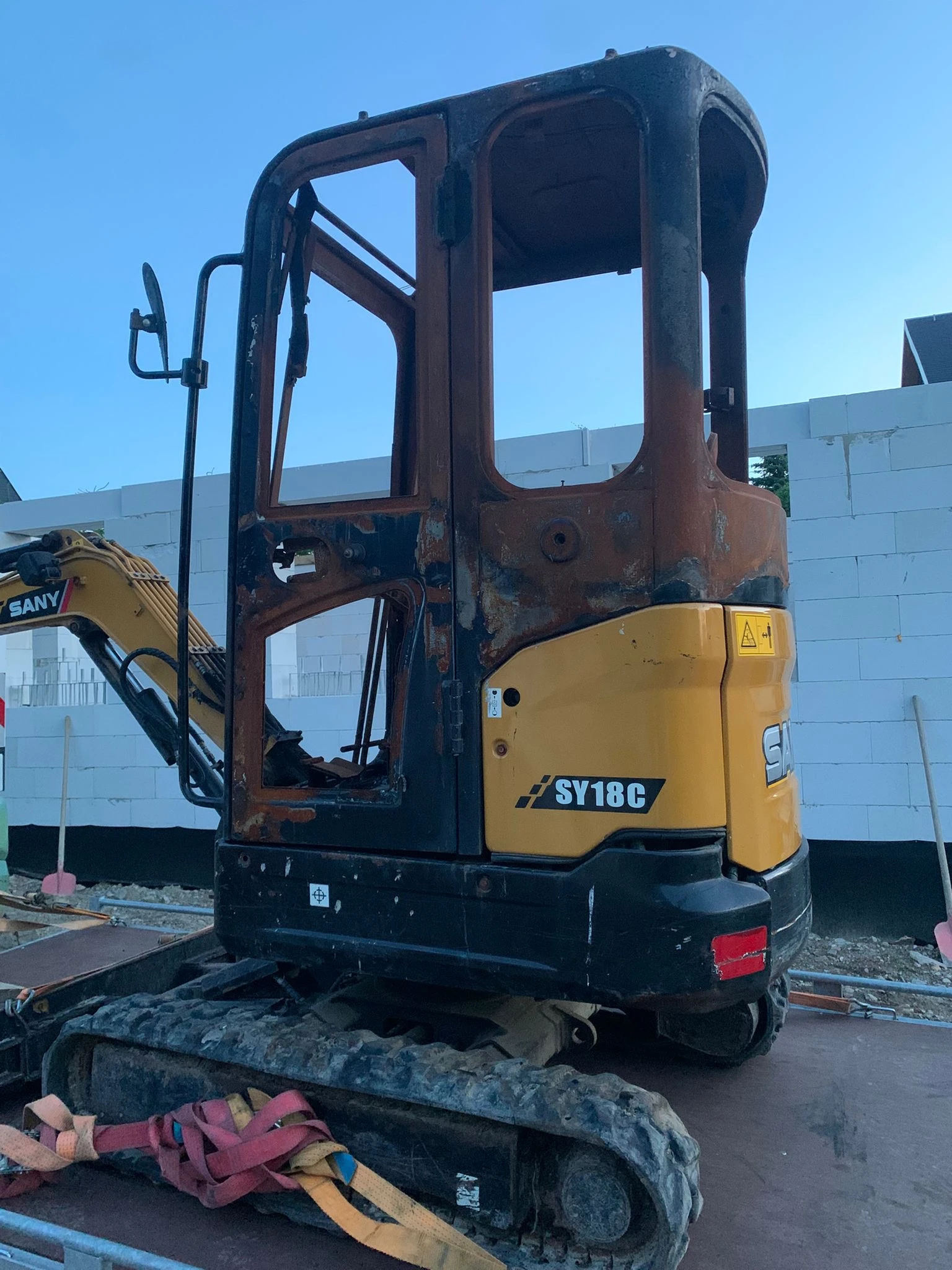 Багер Sany SY18C Yanmar  - изображение 8