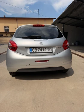 Peugeot 208 208 1.4hdi СЕРВИЗНА* ИСТОРИЯ, снимка 5