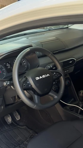 Dacia Jogger ESSENTIAL 6+ 1 , снимка 5