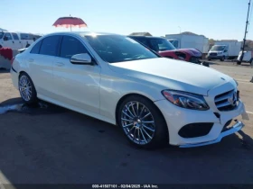 Mercedes-Benz C 300 LUXURY/SPORT (CARFAX) 1