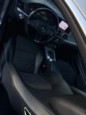 Mercedes-Benz E 250 CDI, снимка 14