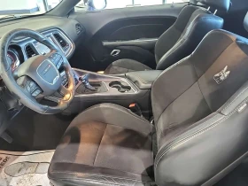 Dodge Challenger 6.4* ДИСТРОНИК* SCAT PACK SHAKER * CARFAX * 2 КЛЮ* - 21000 € / 41072.43 лв. - 85163979 9