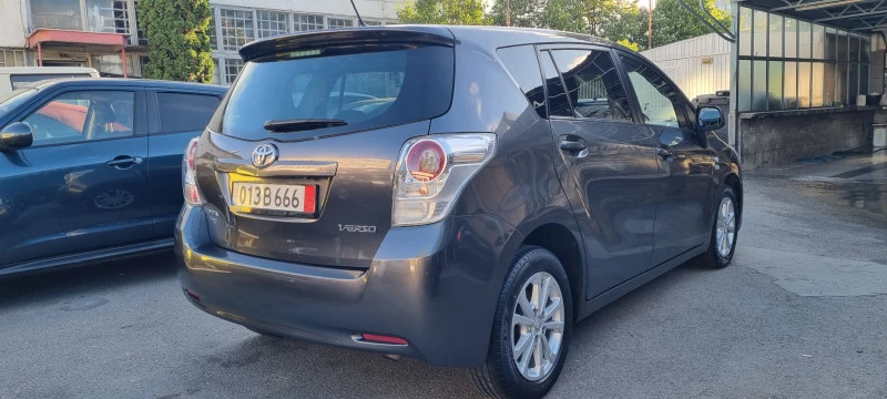 Toyota Verso 2.0 d4d 126k.c ITALIA EURO 5B , снимка 3 - Автомобили и джипове - 45545197