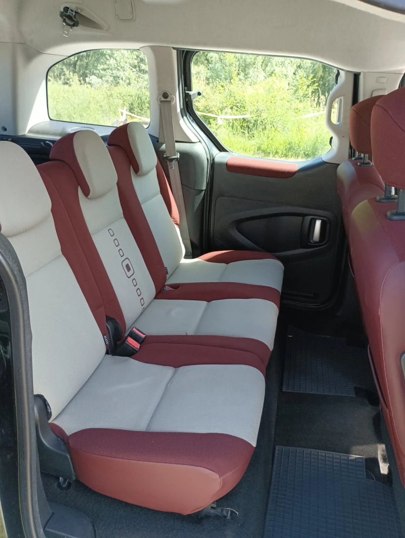 Citroen Berlingo 1.6HDI MULTISPACE, снимка 9 - Автомобили и джипове - 45912628