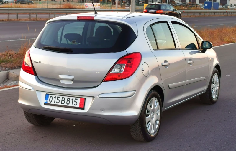 Opel Corsa 1.2i 80ps, снимка 4 - Автомобили и джипове - 47856793