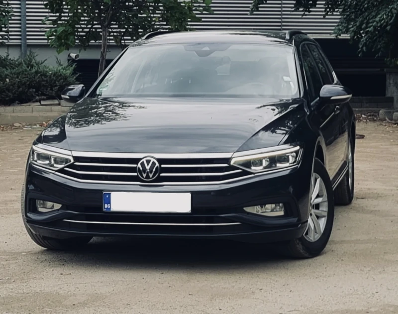 VW Passat 2.0 TDI DSG BUSINESS EDITION IQ LIGHT , снимка 2 - Автомобили и джипове - 48720665