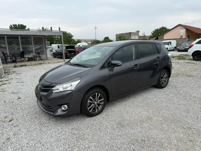 Toyota Verso 1.6i ИТАЛИЯ, снимка 4 - Автомобили и джипове - 51700614