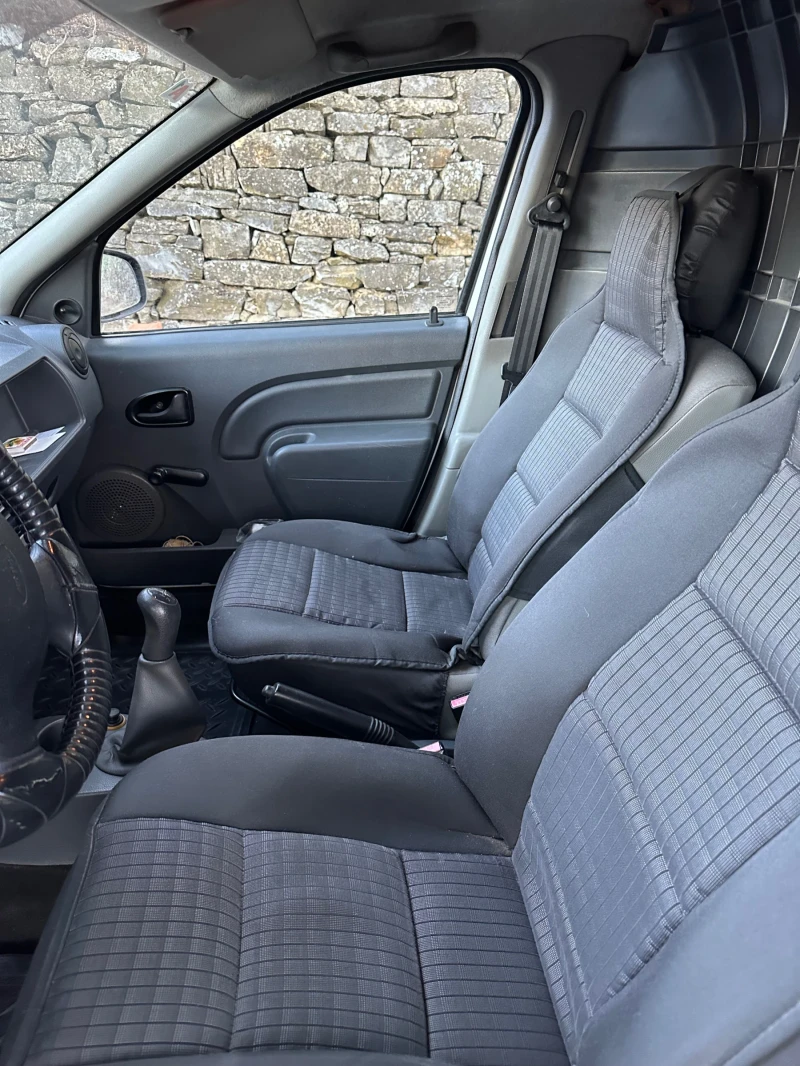 Dacia Logan Express, снимка 6 - Автомобили и джипове - 51777937