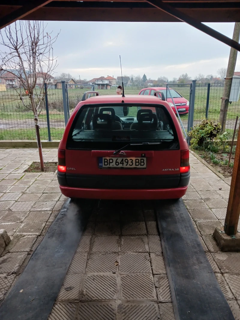 Opel Astra, снимка 7 - Автомобили и джипове - 52539030