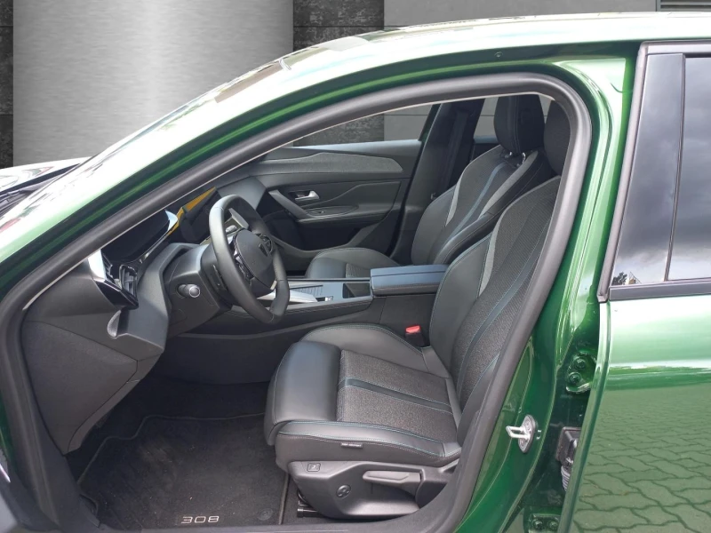 Peugeot 308 PURETECH* KEYLESS* CAM* LED* CARPLAY* , снимка 7 - Автомобили и джипове - 53518915
