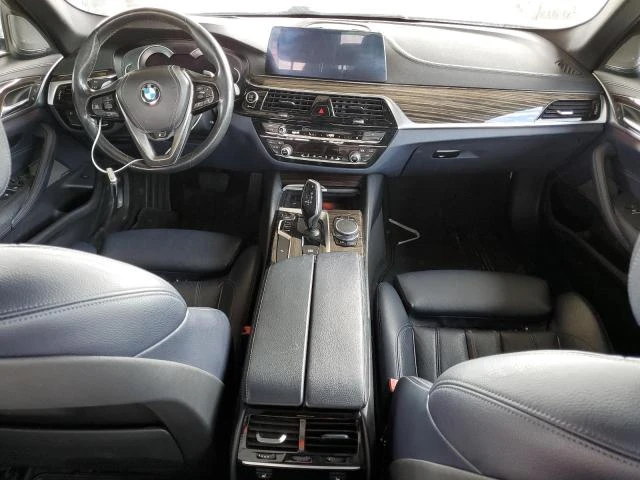 BMW 540 XDrive* SPORT LINE* Harman Kardon* Keyless* обдух, снимка 8 - Автомобили и джипове - 48235357