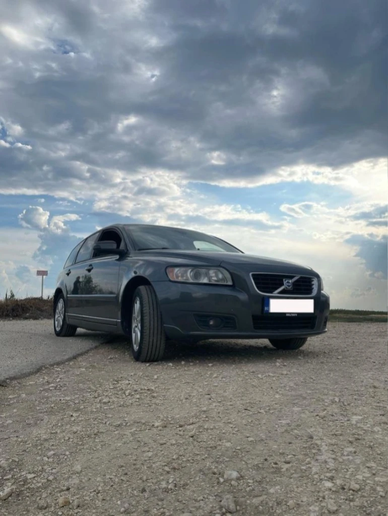 Volvo V50 2.0D, снимка 3 - Автомобили и джипове - 48519376