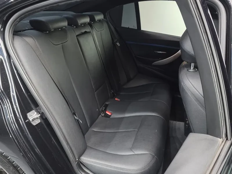 BMW 320 d, снимка 12 - Автомобили и джипове - 54592994