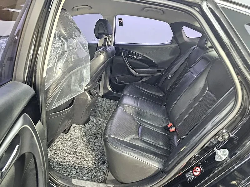 Hyundai Grandeur 2.4, снимка 9 - Автомобили и джипове - 54626092