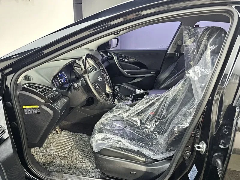 Hyundai Grandeur 2.4, снимка 8 - Автомобили и джипове - 54626092
