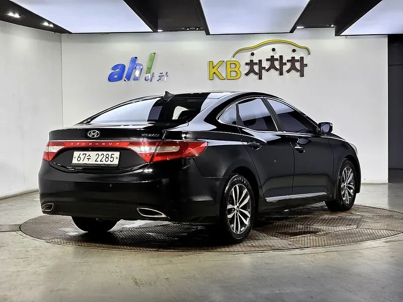Hyundai Grandeur 2.4, снимка 4 - Автомобили и джипове - 54626092