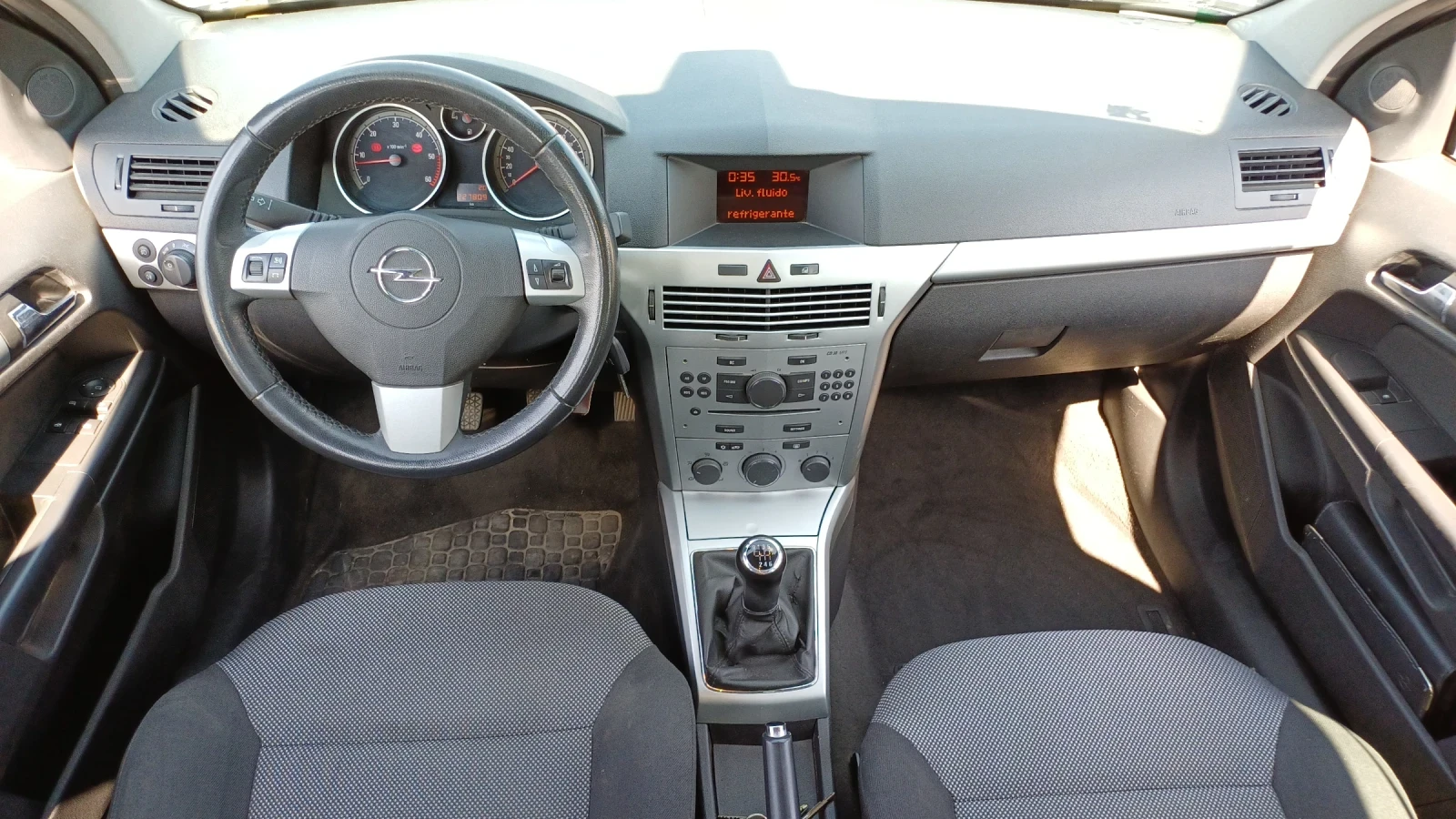 Opel Astra 1.7cdti EURO 5A - изображение 6