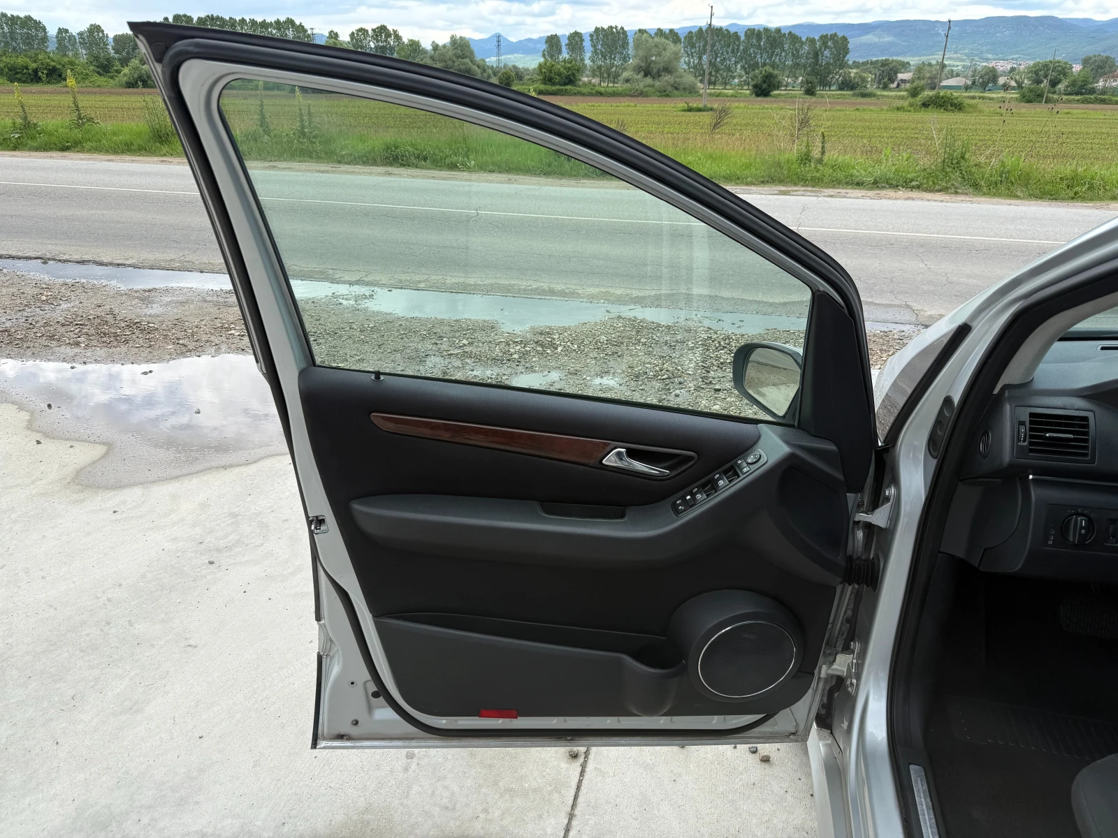 Mercedes-Benz B 200 2.0 CDI Автомат/Климатик/Собствен лизинг - изображение 9