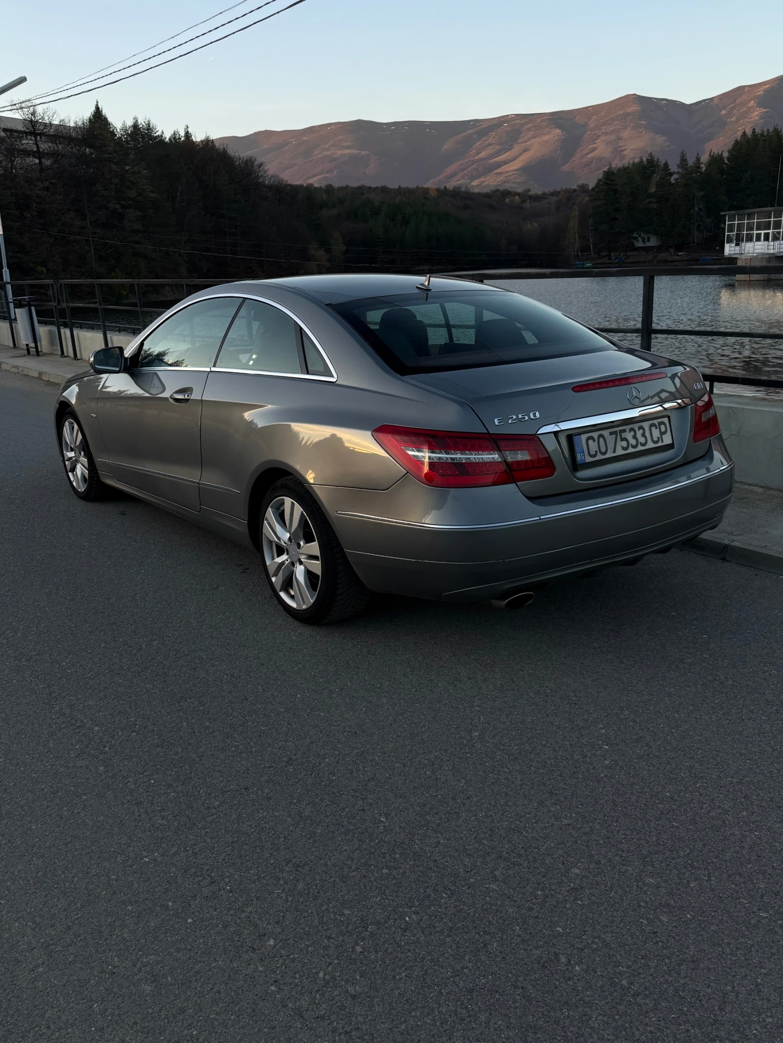 Mercedes-Benz E 250 CDI - изображение 2