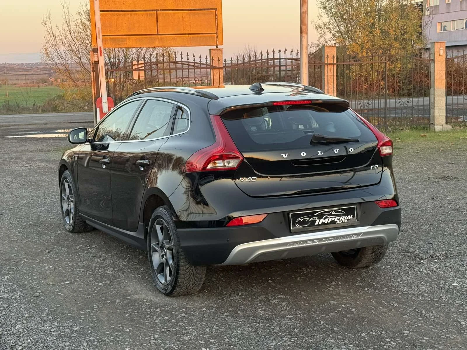 Volvo V40 Cross Country 2, 0tdi  | Mobile.bg   4