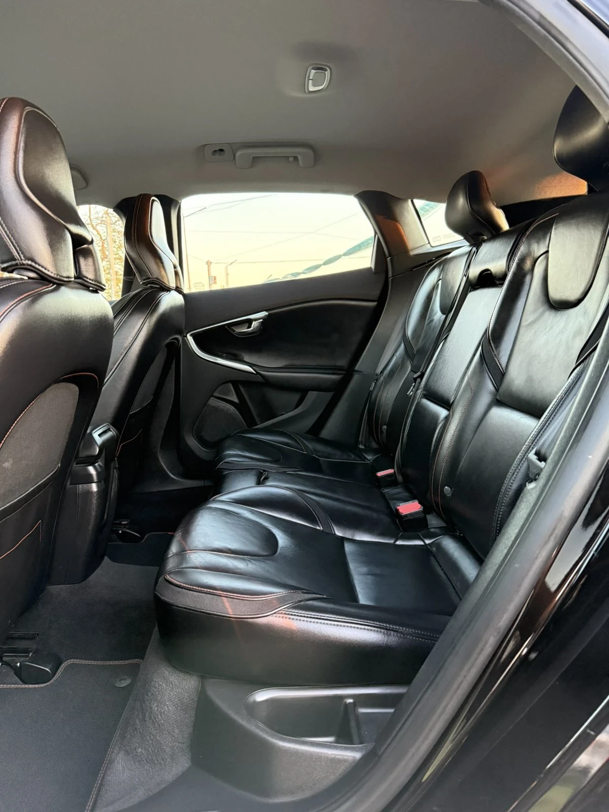 Volvo V40 Cross Country 2, 0tdi  | Mobile.bg   14