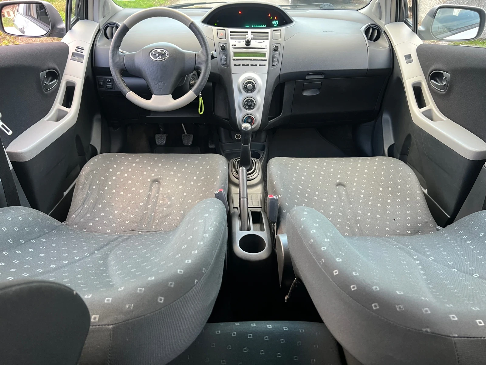 Toyota Yaris  | Mobile.bg   9