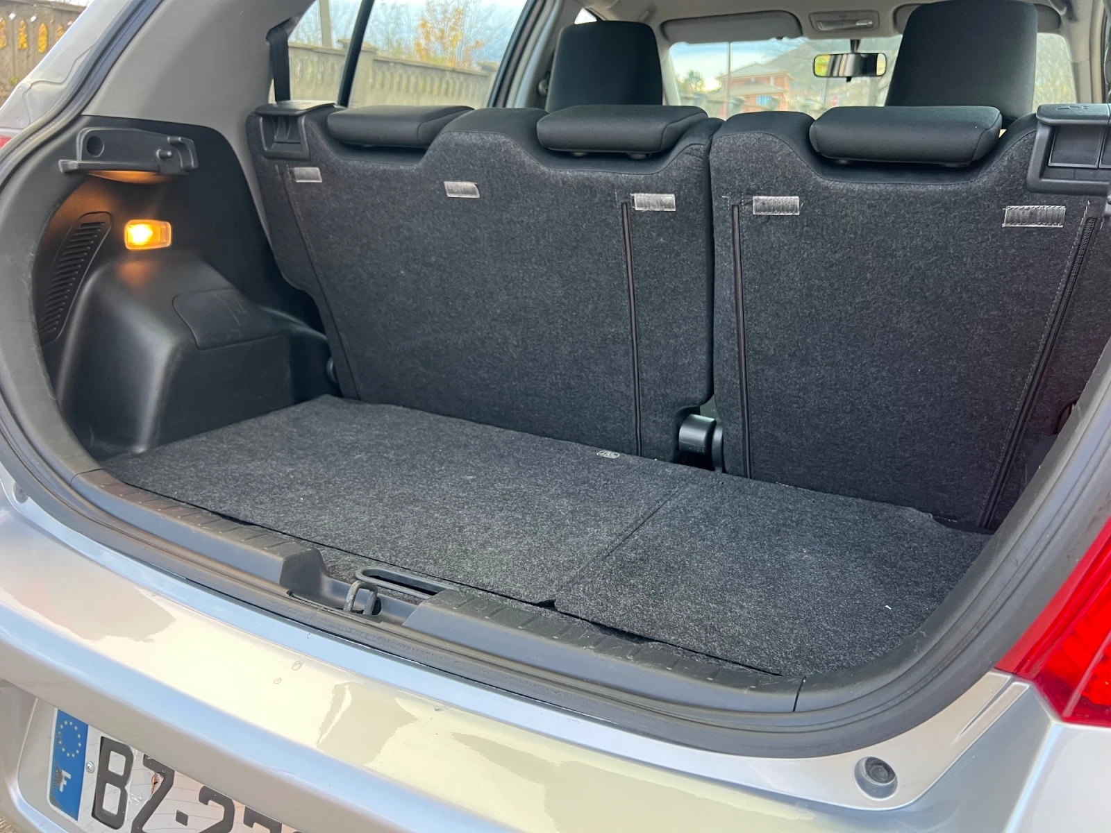 Toyota Yaris  | Mobile.bg   7