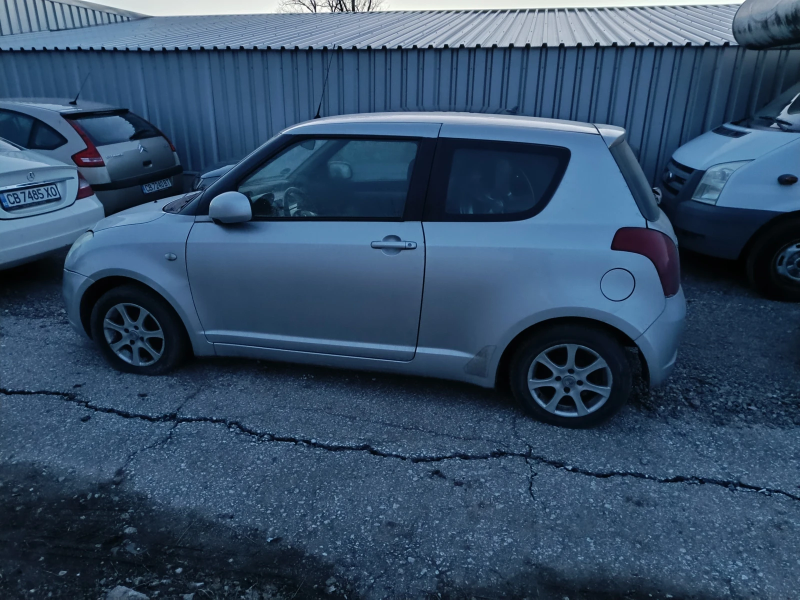 Suzuki Swift 1.3 Automat - изображение 5