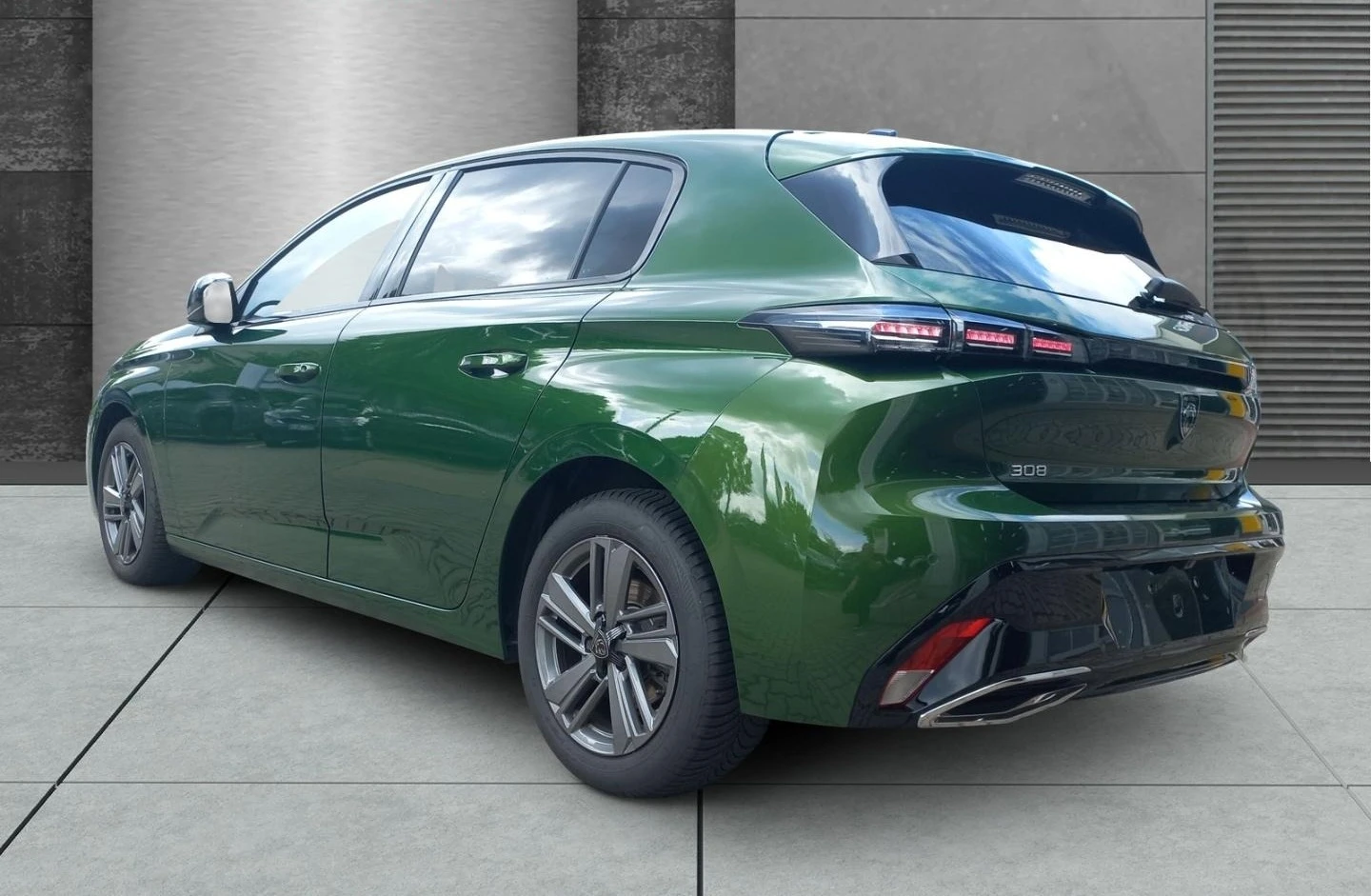 Peugeot 308 PURETECH* KEYLESS* CAM* LED* CARPLAY*  - изображение 3