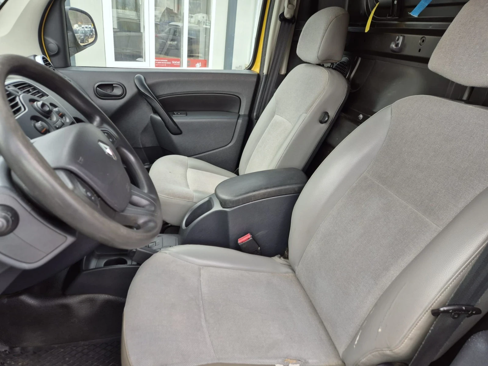 Renault Kangoo MAXXI , снимка 7 - Автомобили и джипове - 54030538