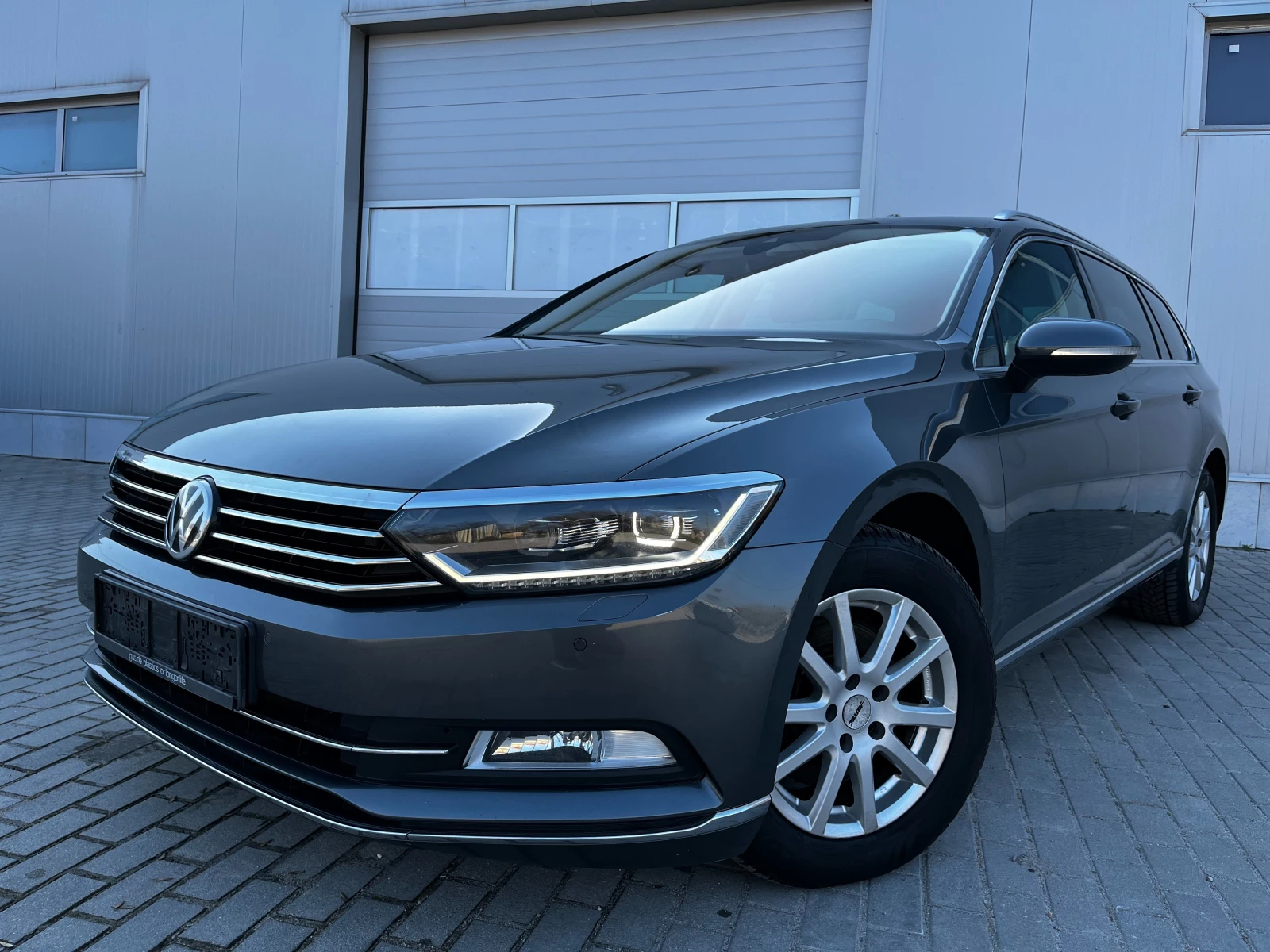VW Passat TDI 190к.с. HIGHLINE, Панорама 8 джанти с гуми | Auto.bg — изображение 1