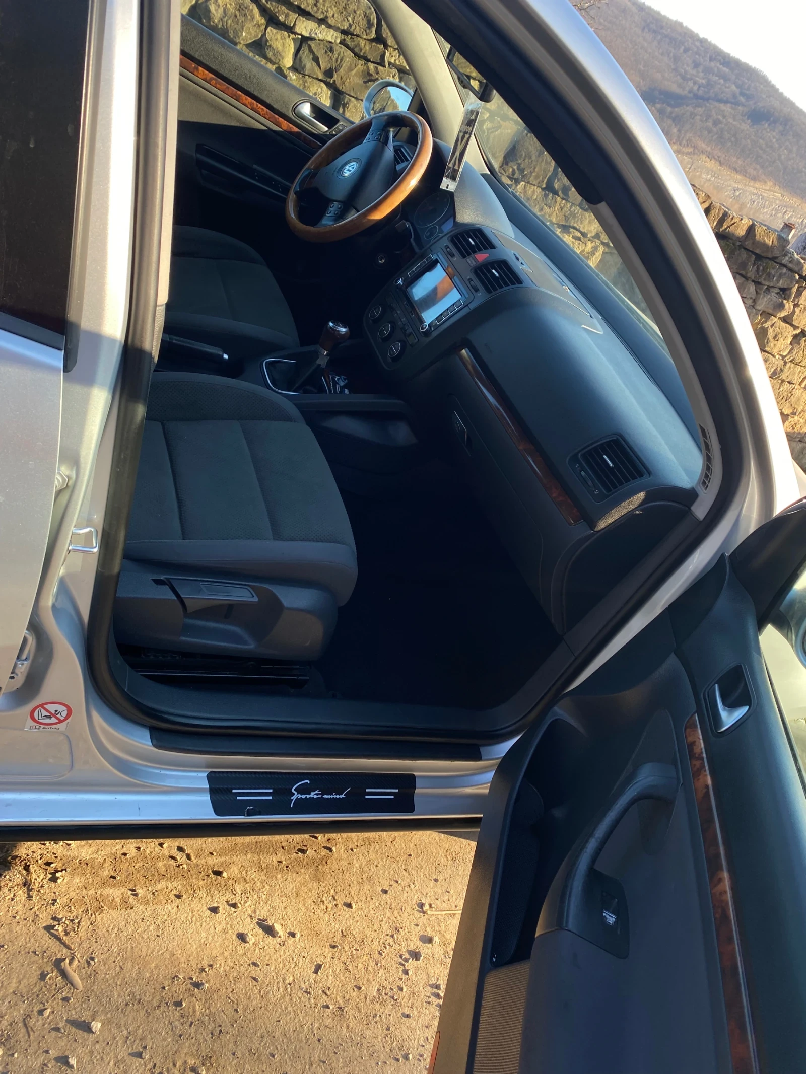 VW Golf 1.9TDI 105, снимка 8 - Автомобили и джипове - 54089433