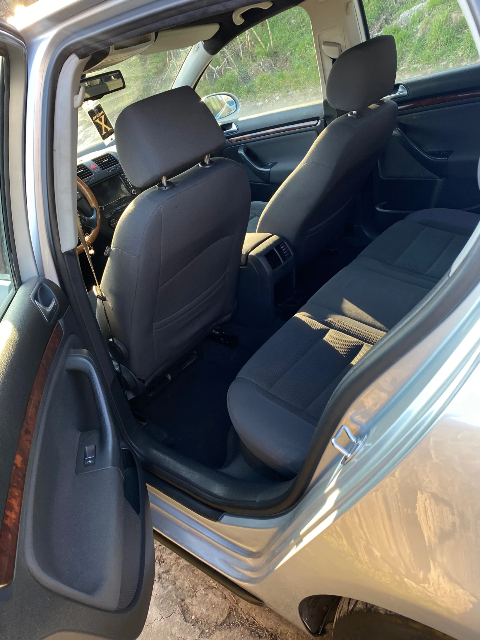 VW Golf 1.9TDI 105, снимка 6 - Автомобили и джипове - 54089433