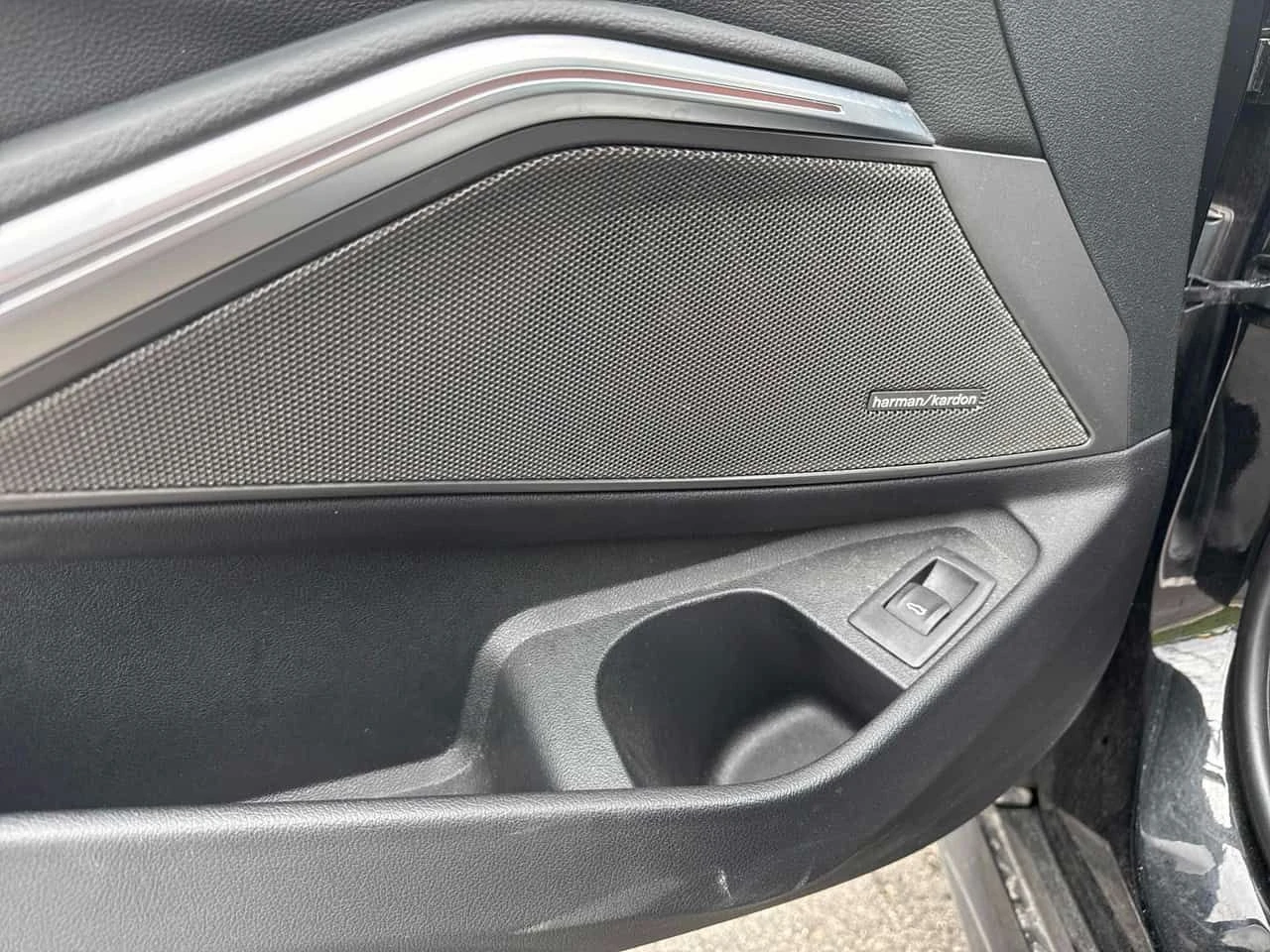 BMW 340 M340i XDRIVE * HARMAN/KARDON* HEAD UP* ПОДГРЕВ* , снимка 11 - Автомобили и джипове - 54324003