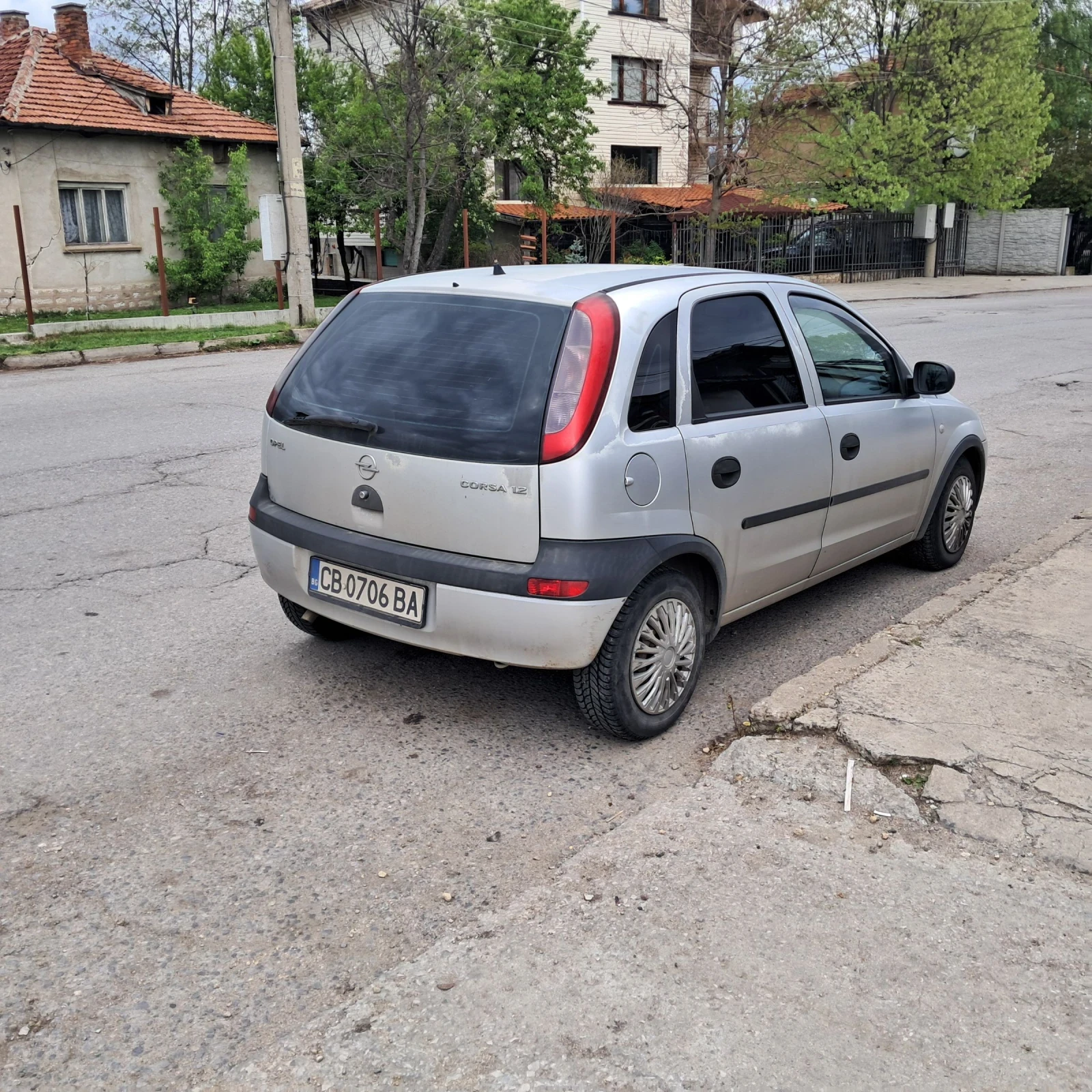 Opel Corsa 1.2 метан ЕКО 3 верига, снимка 3 - Автомобили и джипове - 54380243