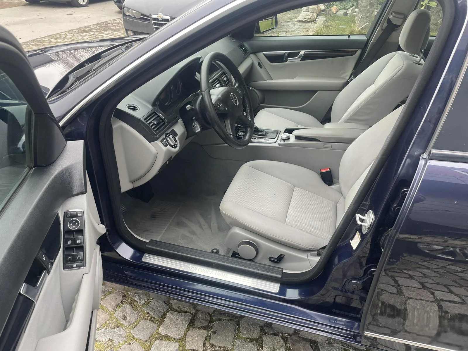 Mercedes-Benz C 220 CDI, 646 мотор, снимка 10 - Автомобили и джипове - 54572162