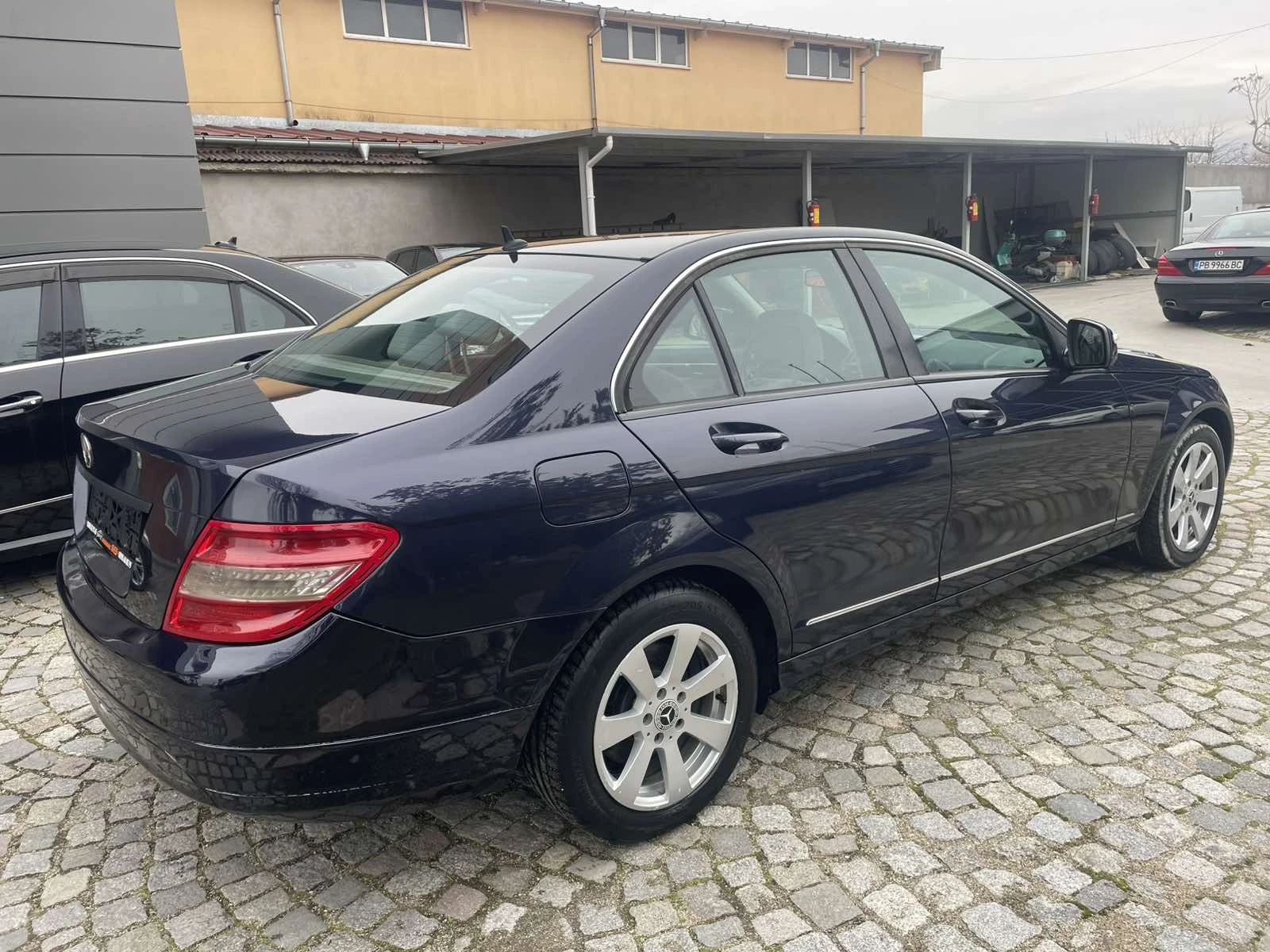 Mercedes-Benz C 220 CDI, 646 мотор, снимка 6 - Автомобили и джипове - 54572162
