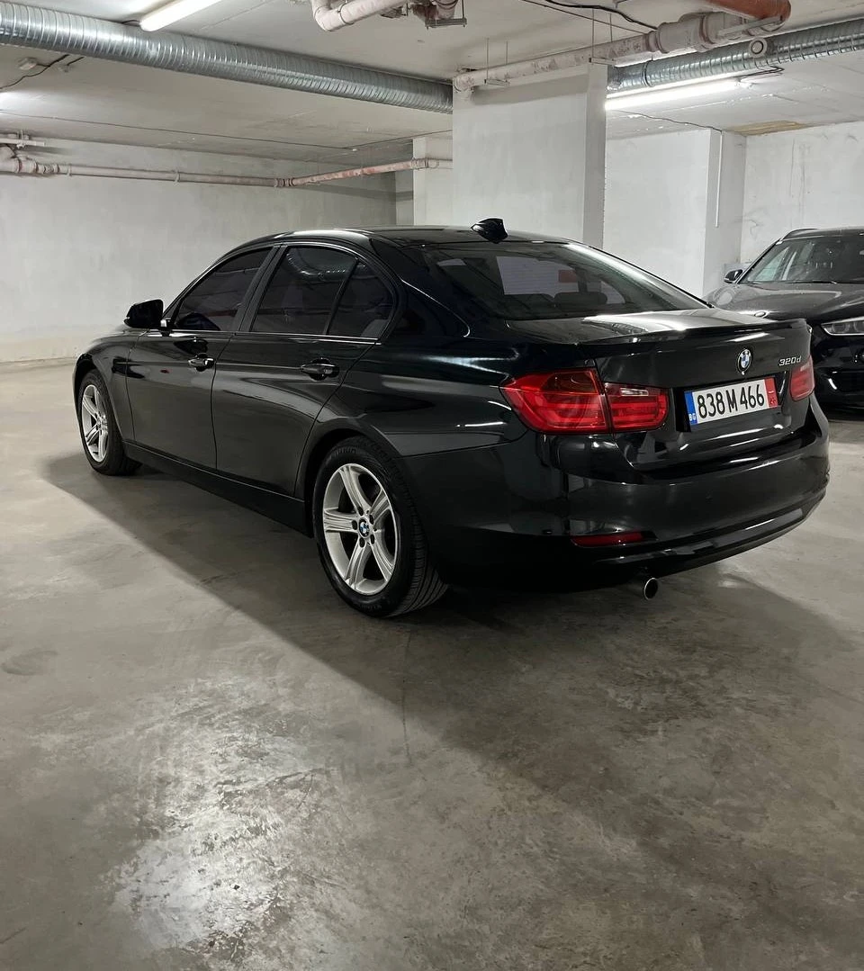 BMW 320 ВИДЕО/АВТОМАТ/HARMAN/АМБИЕНТ/БЕЗ ЗАБЕЛЕЖКА!!!, снимка 6 - Автомобили и джипове - 54623234