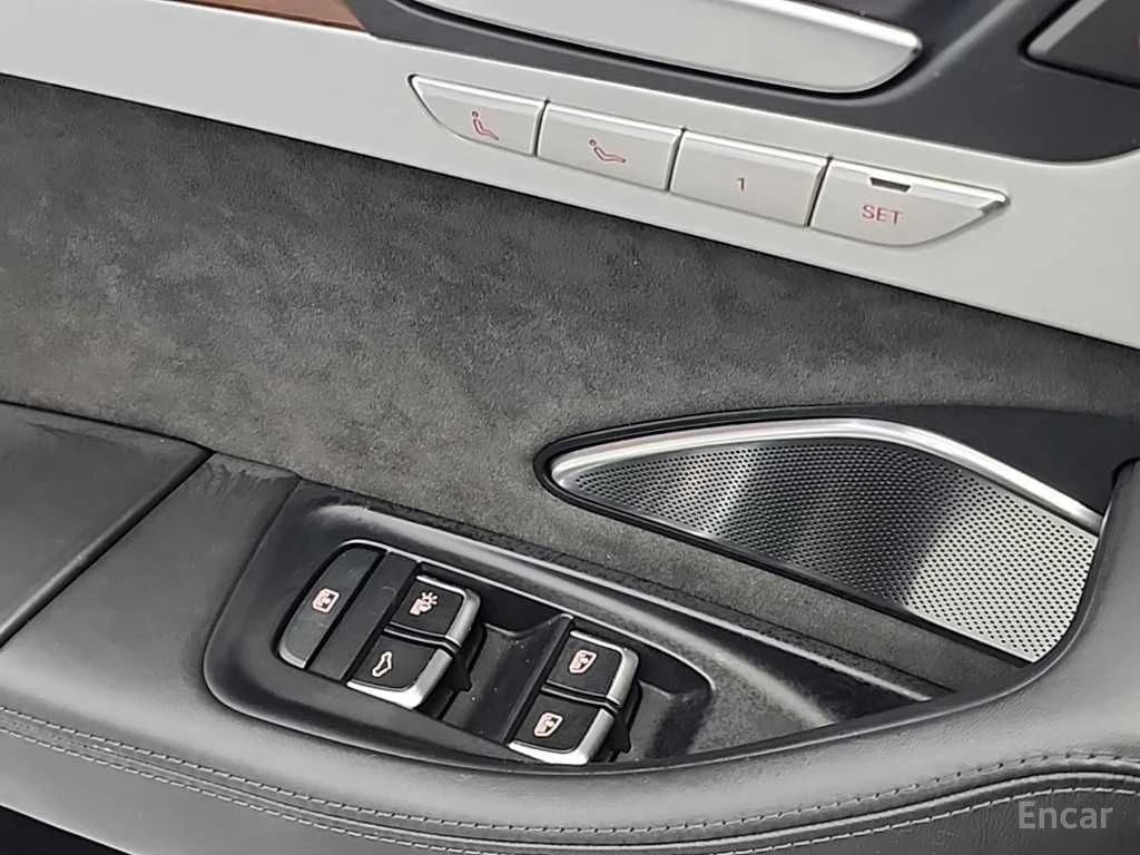 Audi A8 W12* ДИСТРОНИК* ОБДУХ* B AND O* 360* TV, снимка 15 - Автомобили и джипове - 54822174