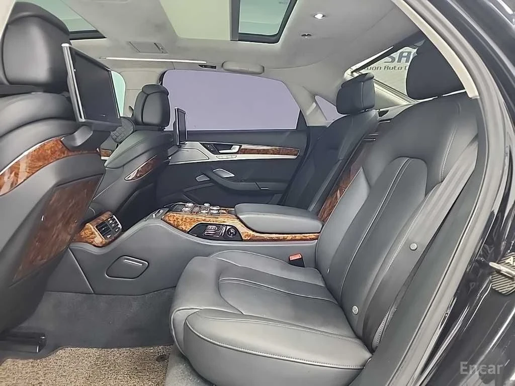 Audi A8 W12* ДИСТРОНИК* ОБДУХ* B AND O* 360* TV, снимка 14 - Автомобили и джипове - 54822174