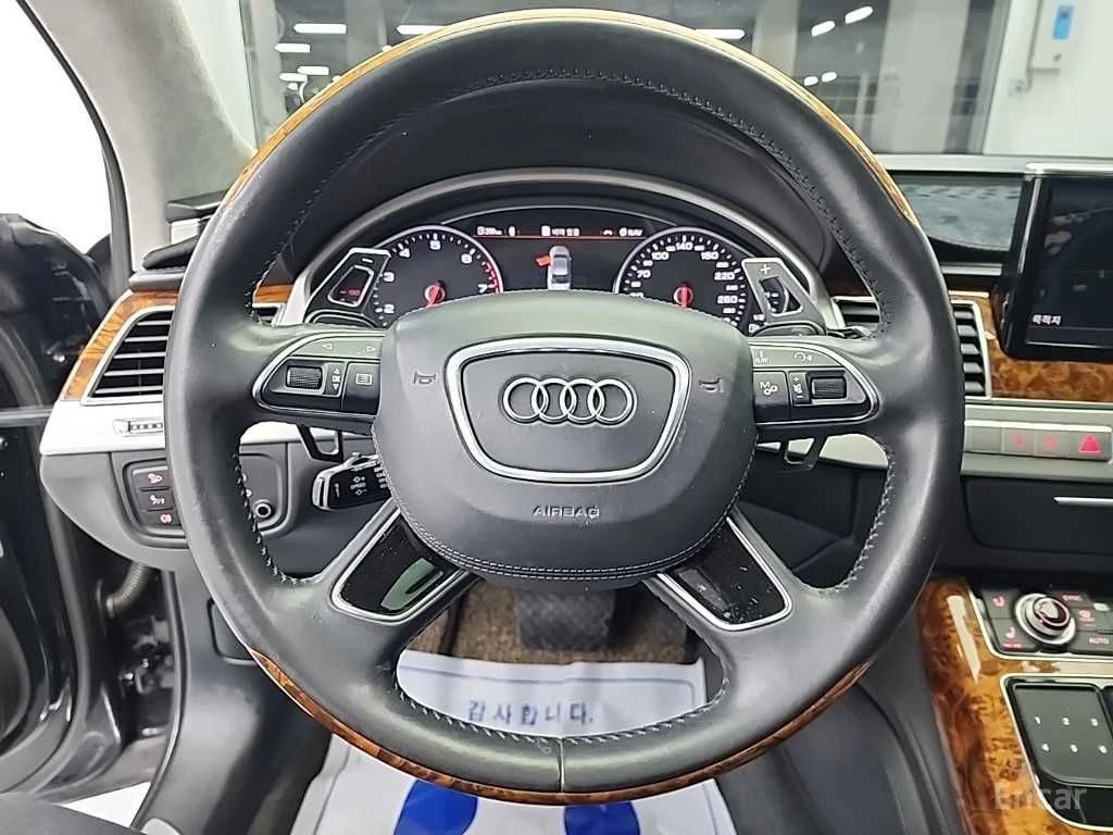 Audi A8 W12* ДИСТРОНИК* ОБДУХ* B AND O* 360* TV, снимка 6 - Автомобили и джипове - 54822174