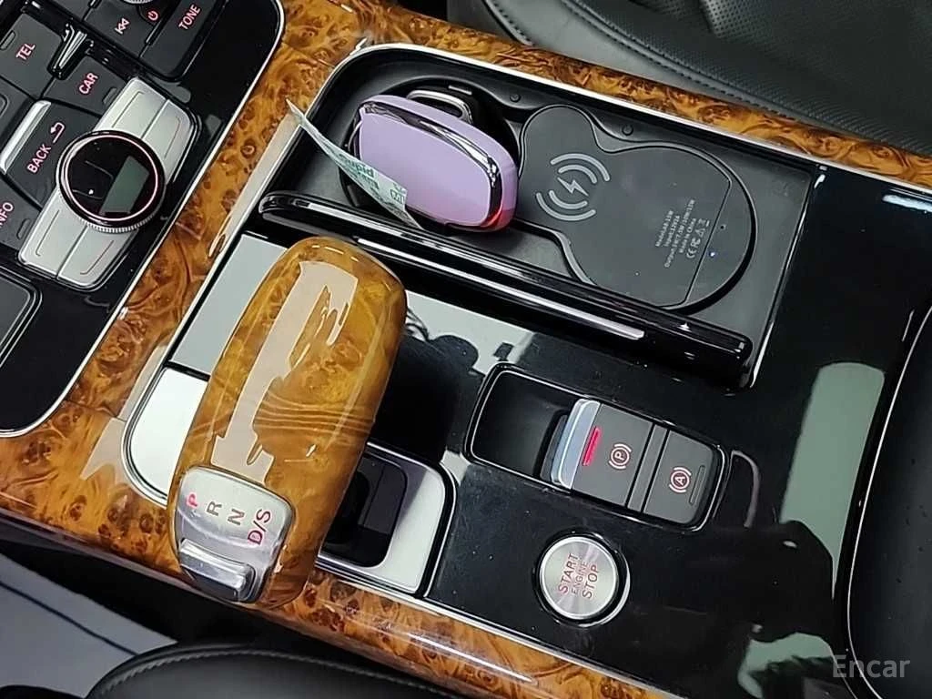 Audi A8 W12* ДИСТРОНИК* ОБДУХ* B AND O* 360* TV, снимка 7 - Автомобили и джипове - 54822174