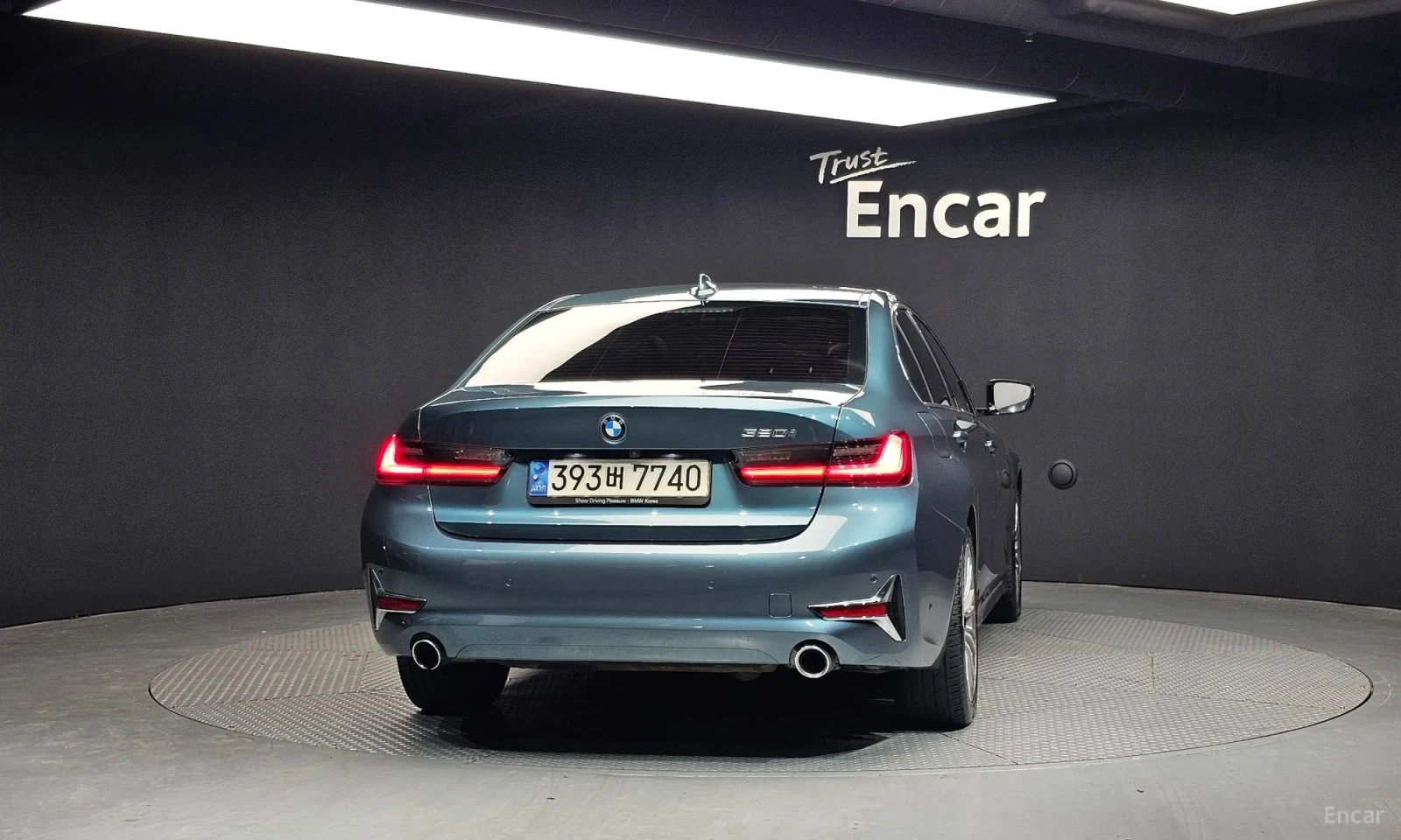 BMW 320 I* LUXURY* 2WD* TEXNOTEST, снимка 4 - Автомобили и джипове - 55215969
