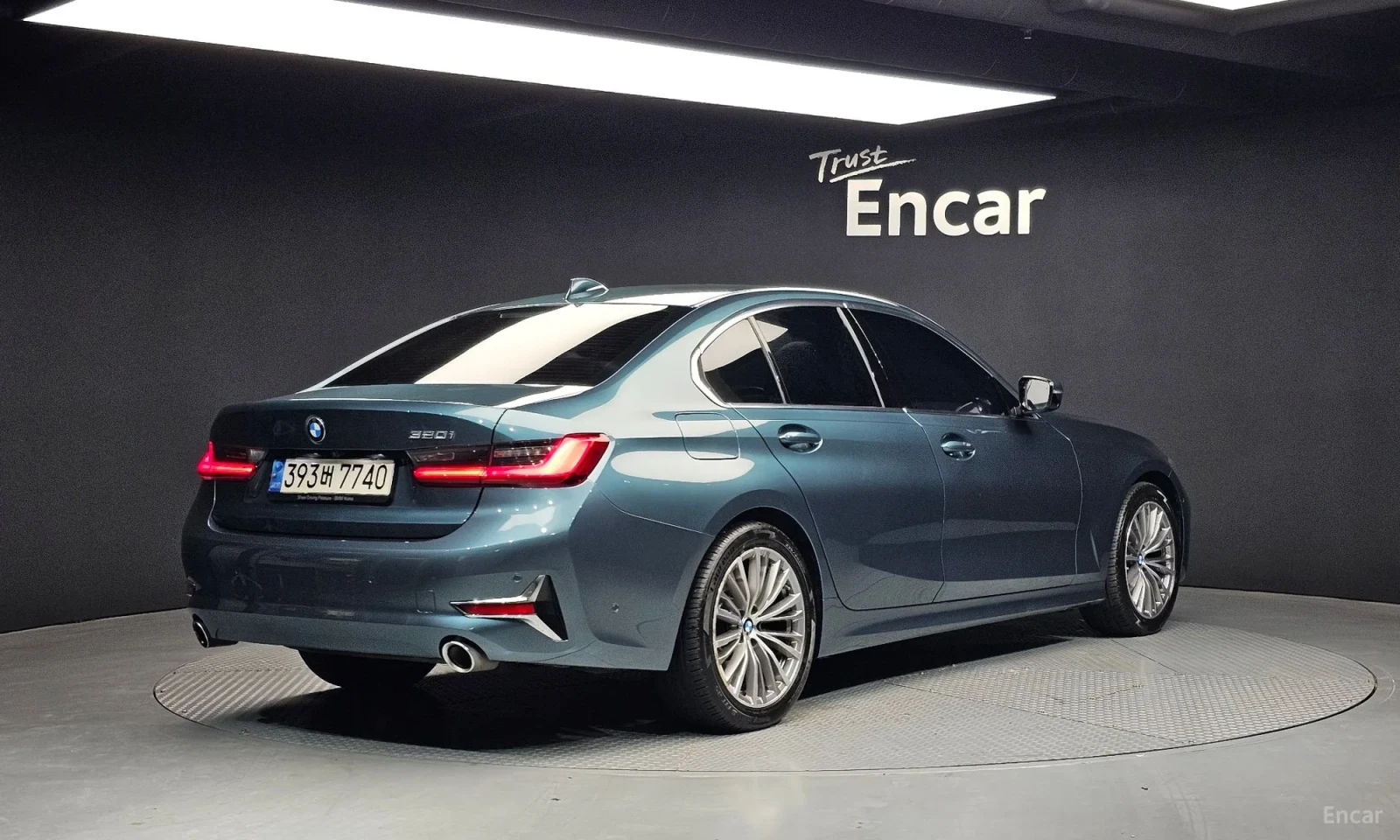 BMW 320 I* LUXURY* 2WD* TEXNOTEST, снимка 2 - Автомобили и джипове - 55215969