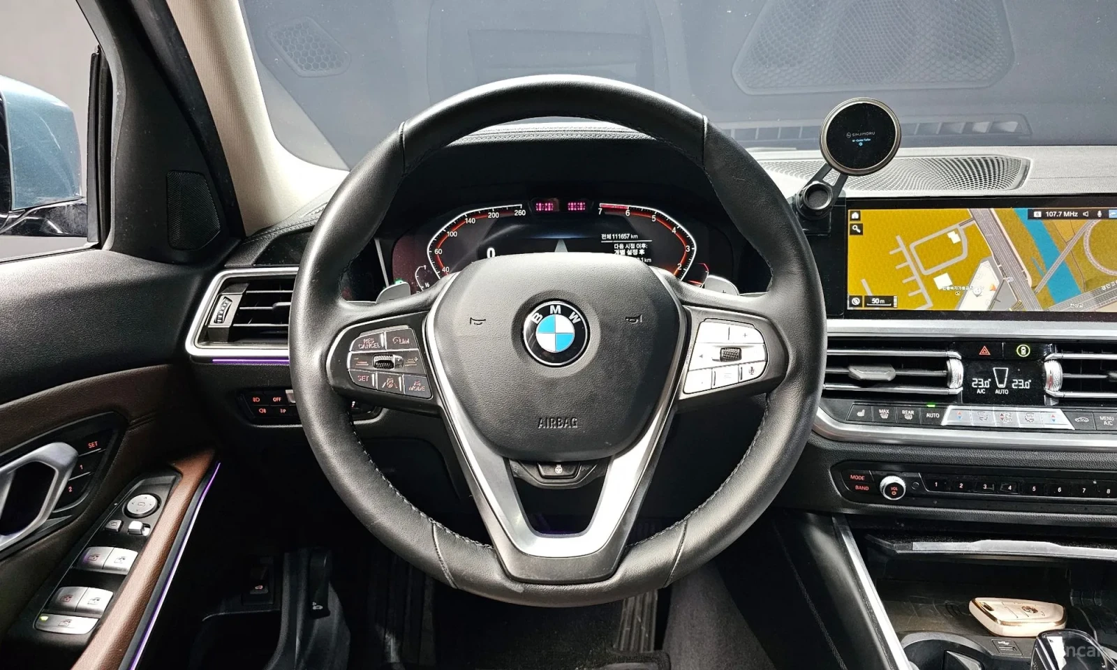 BMW 320 I* LUXURY* 2WD* TEXNOTEST, снимка 13 - Автомобили и джипове - 55215969