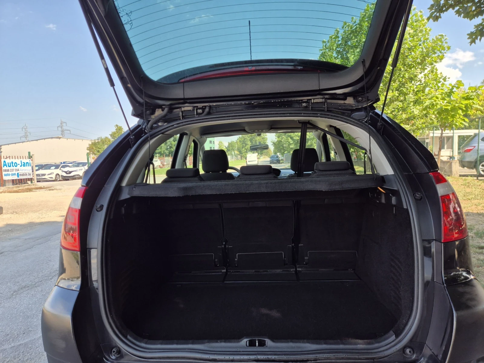 Citroen C4 Picasso 1, 6HDI-KLIMA, снимка 9 - Автомобили и джипове - 55446544